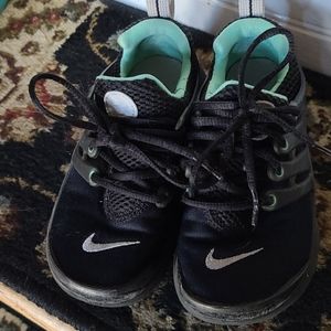 Nike Presto kids sneakers
